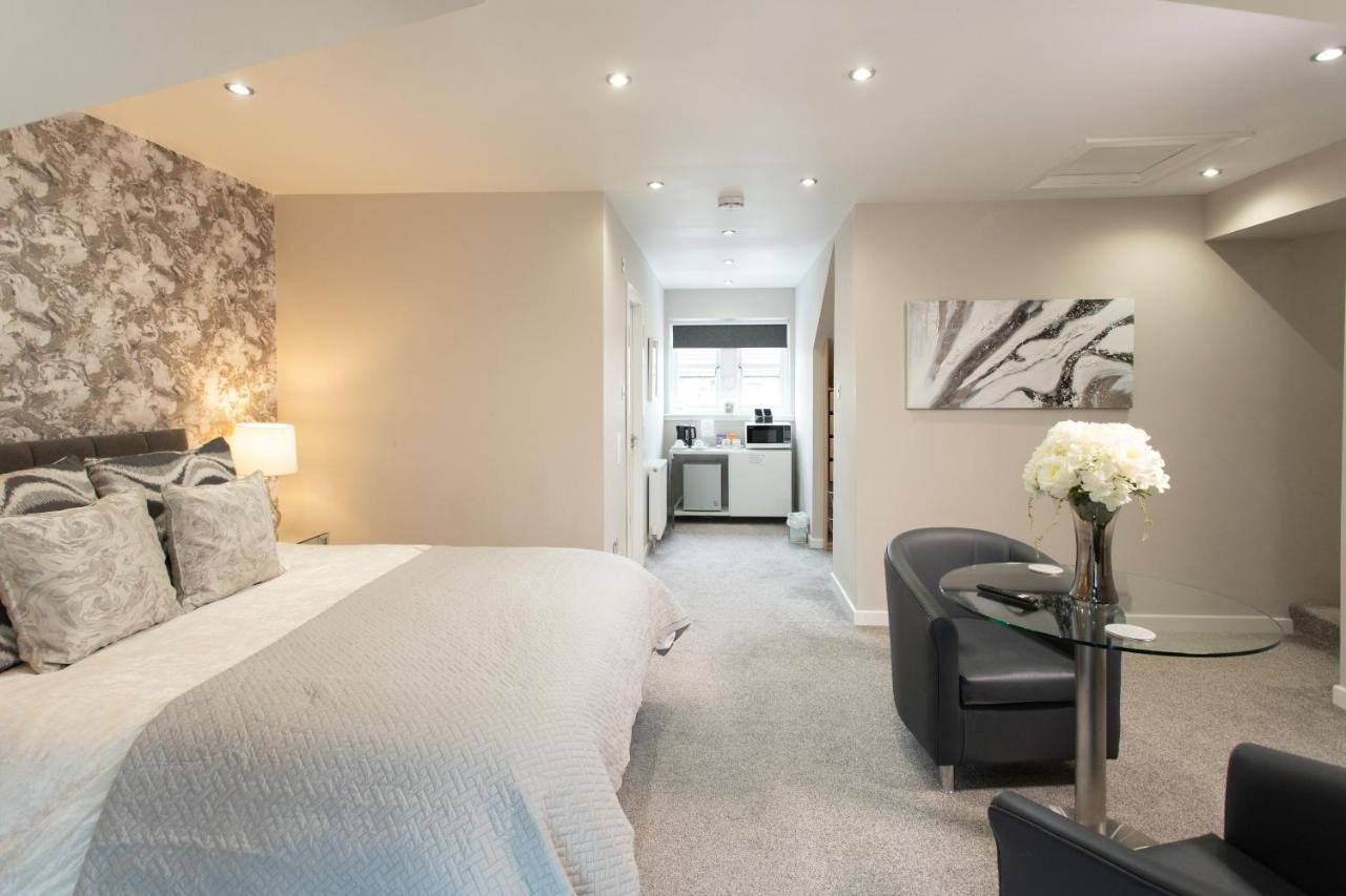 4 Private Bedroom House With 3 Parking Spaces Free Perth Buitenkant foto