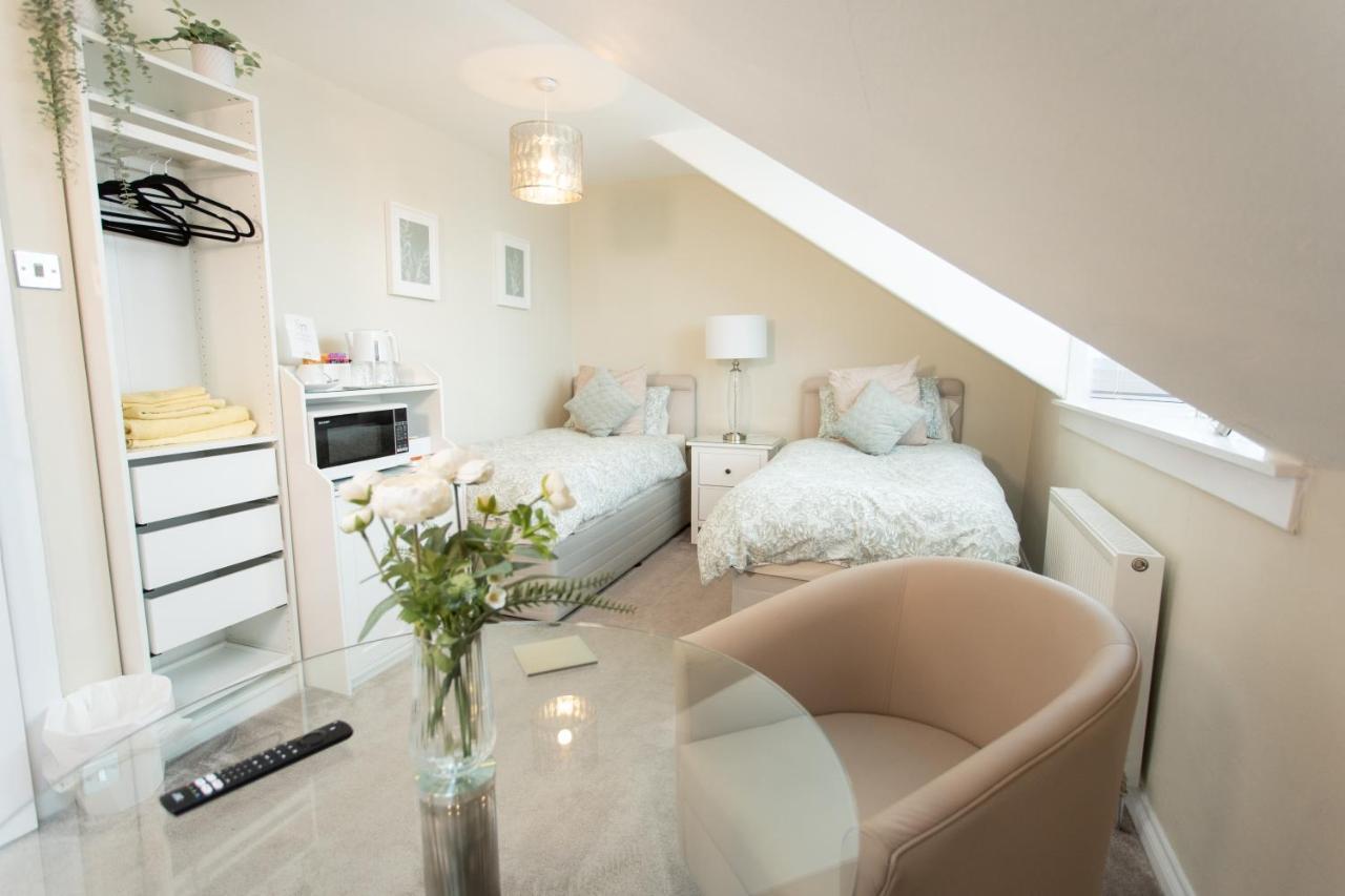 4 Private Bedroom House With 3 Parking Spaces Free Perth Buitenkant foto